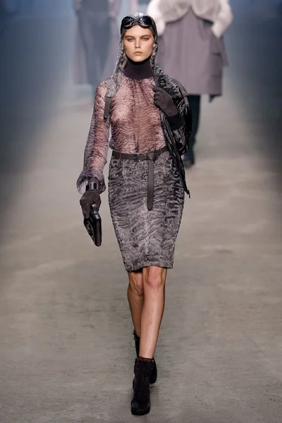 Look 6